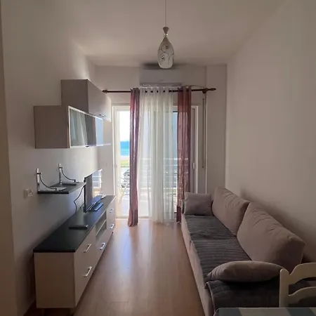 Tirana * Vlorë