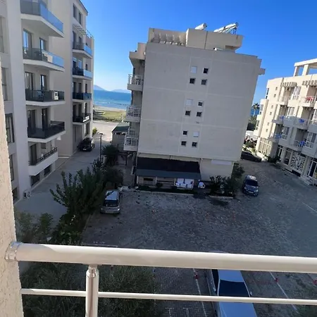 شقة Tirana فلورا