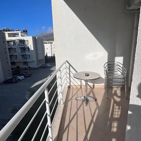 Tirana شقة